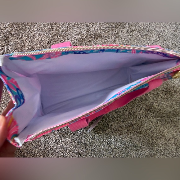 NWT Lilly Pulitzer Lunch Cooler Splendor in the Sand - Picture 3 of 3